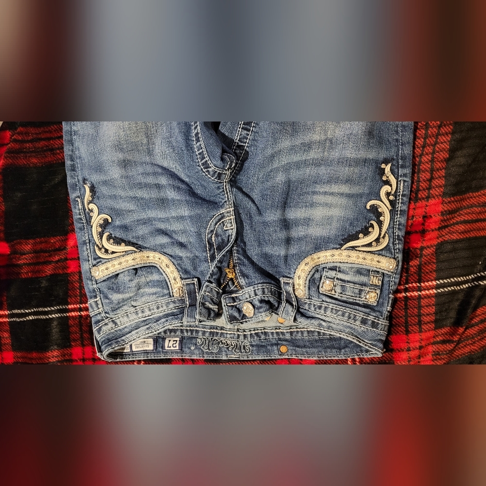 Womens miss me jeans size 27
